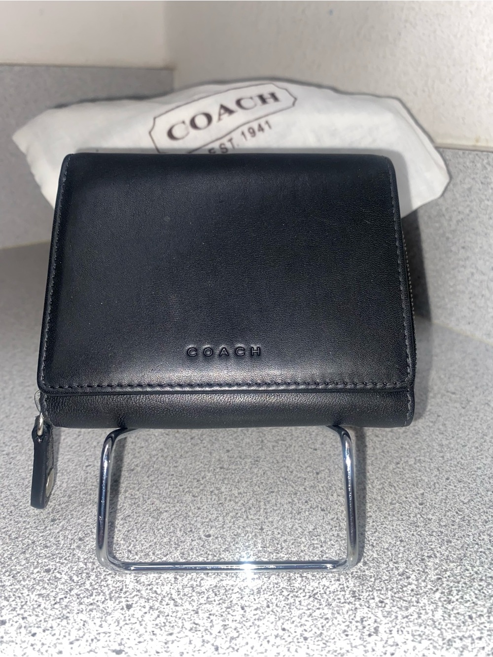 Coach Vintage Unisex Black Leather Bifold Zip Compact Wallet All Inclusive NIB - Picture 2 of 14